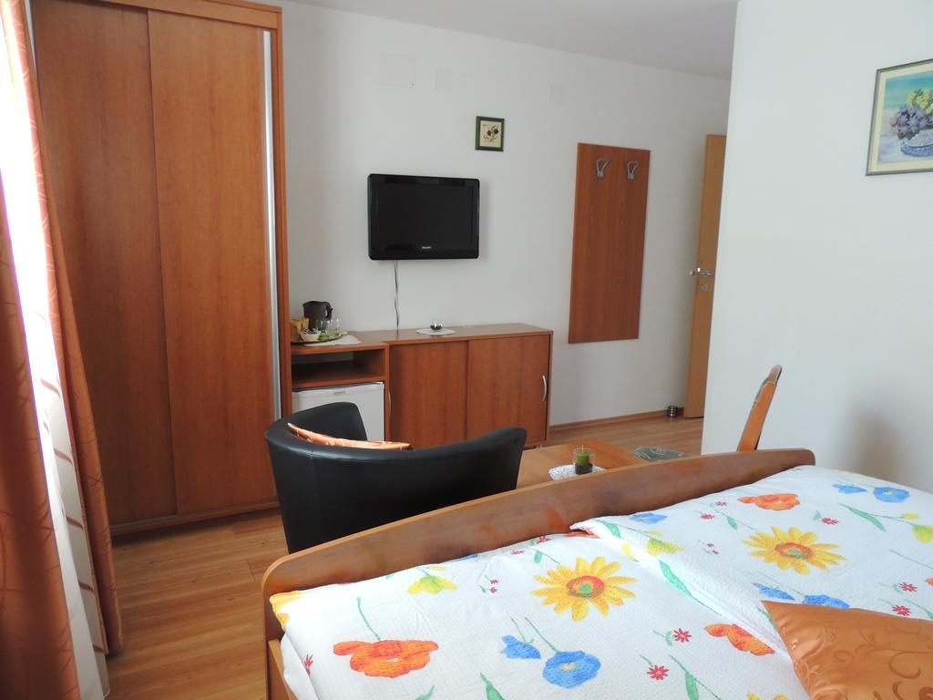 Apartments And Rooms Tavcar Bled Oda fotoğraf
